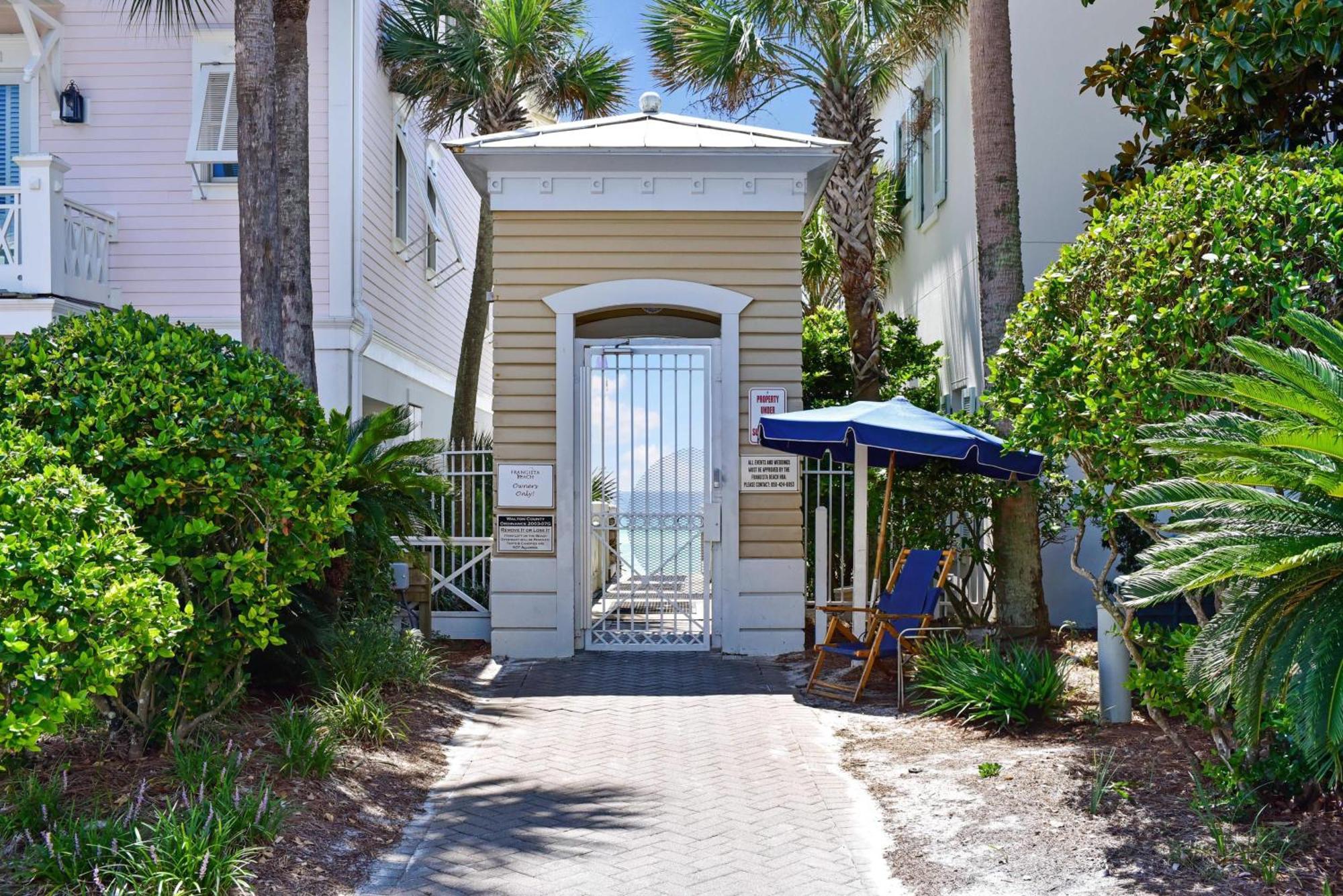 Vast Cay Castle With Private Beach And Game Room Destin Eksteriør billede